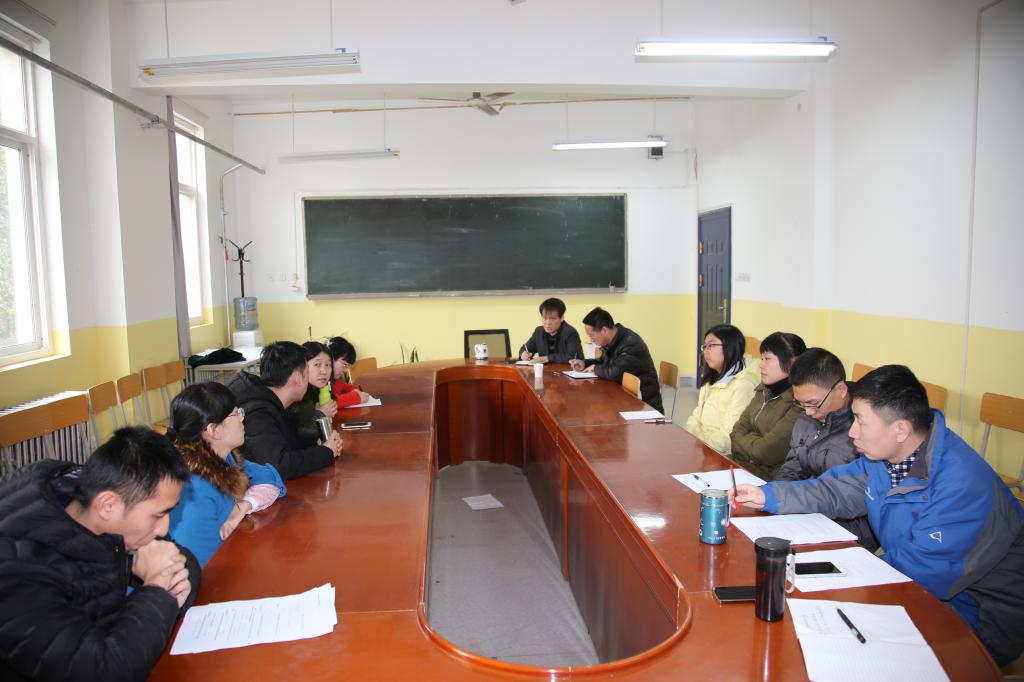 伟德bv1946官网召开数学建模竞赛总结座谈会